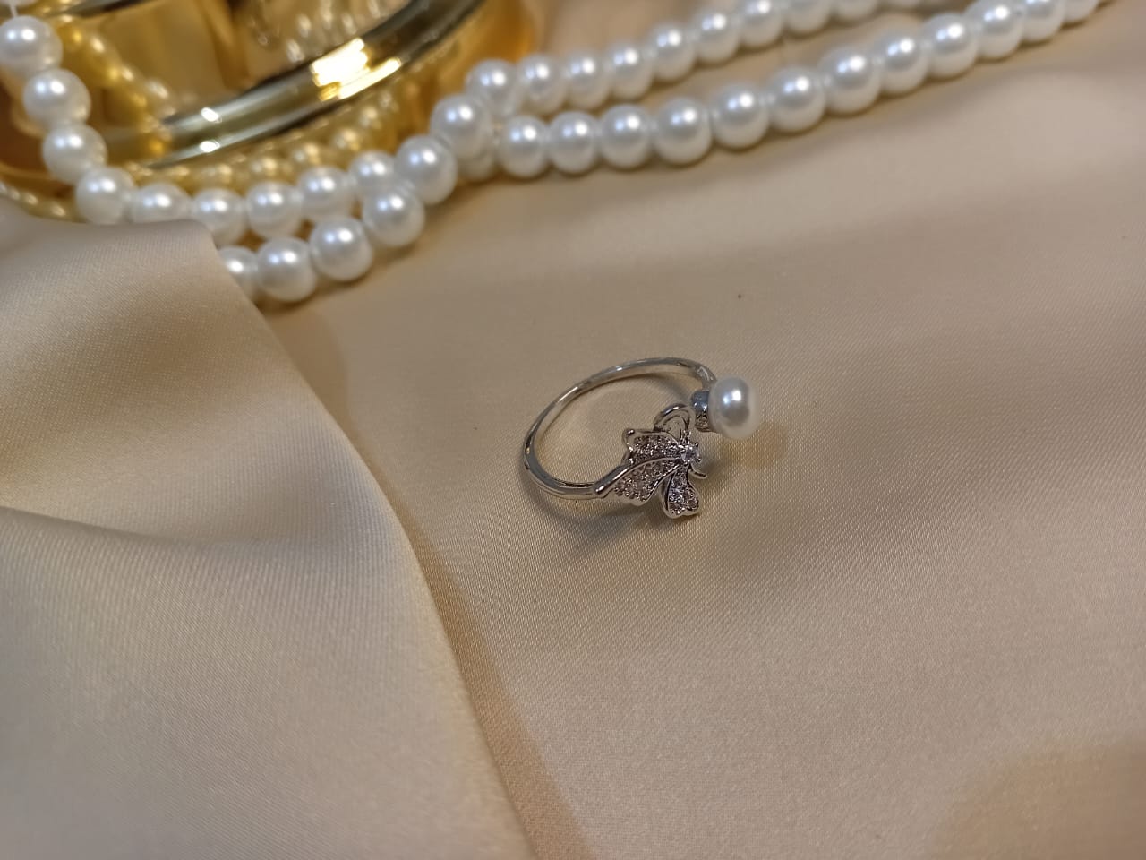 Silver Pearl Butterfly Ring