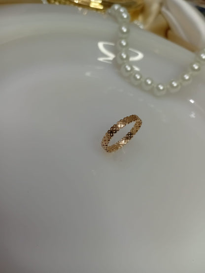 Golden Flower Design Ring