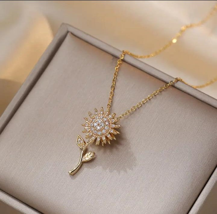 Beautiful Golden Sunflower Pendant