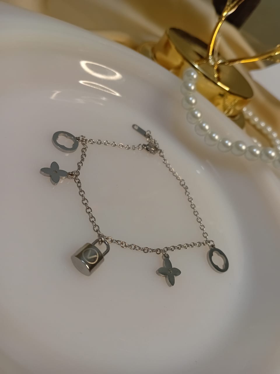 Silver Lock four leaf Anklet