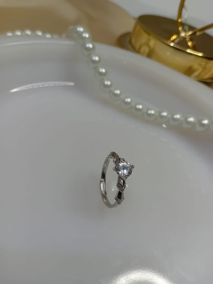 Decent Silver Stone Design Ring