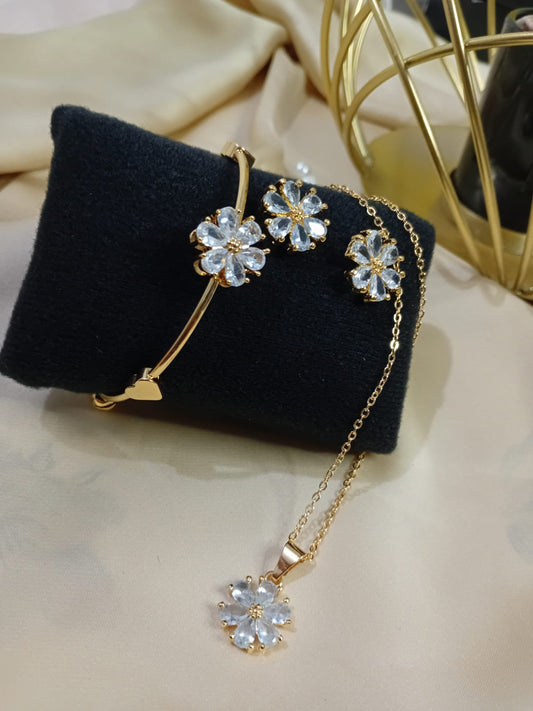 Flower-Shaped Locket Set