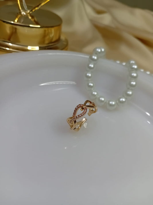 Unique Knot Style Ring