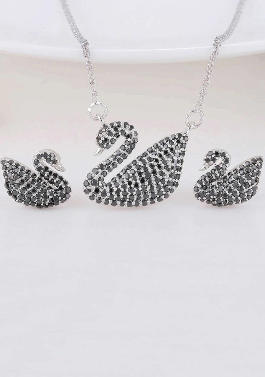Silver Black Swan Pendant Set