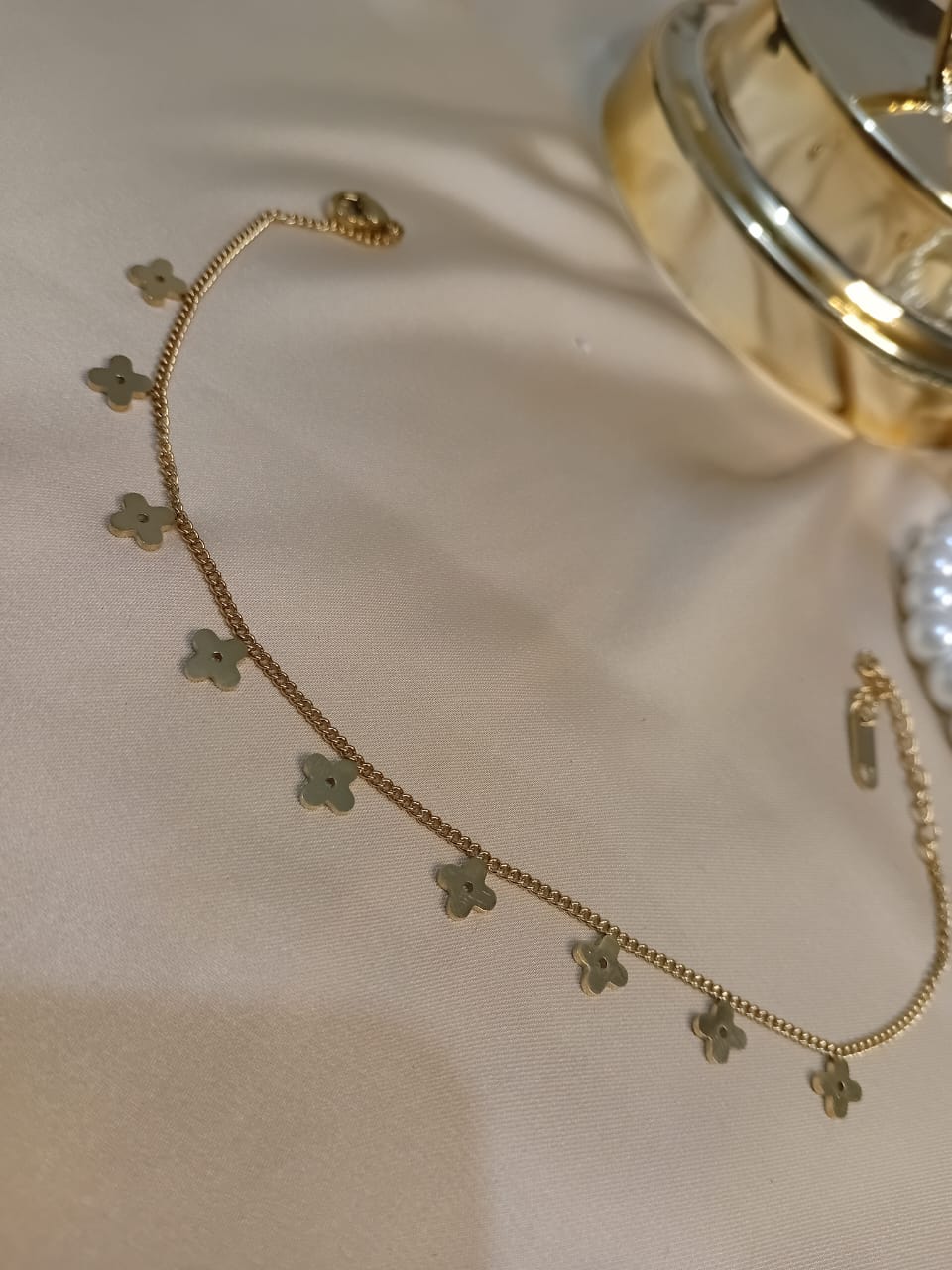 Simple Four Leaf Line Anklet