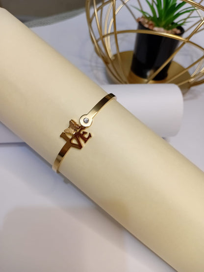 Golden LOVE Butterfly Bangle