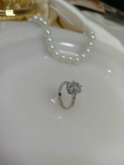 Elegant Silver Stone Ring
