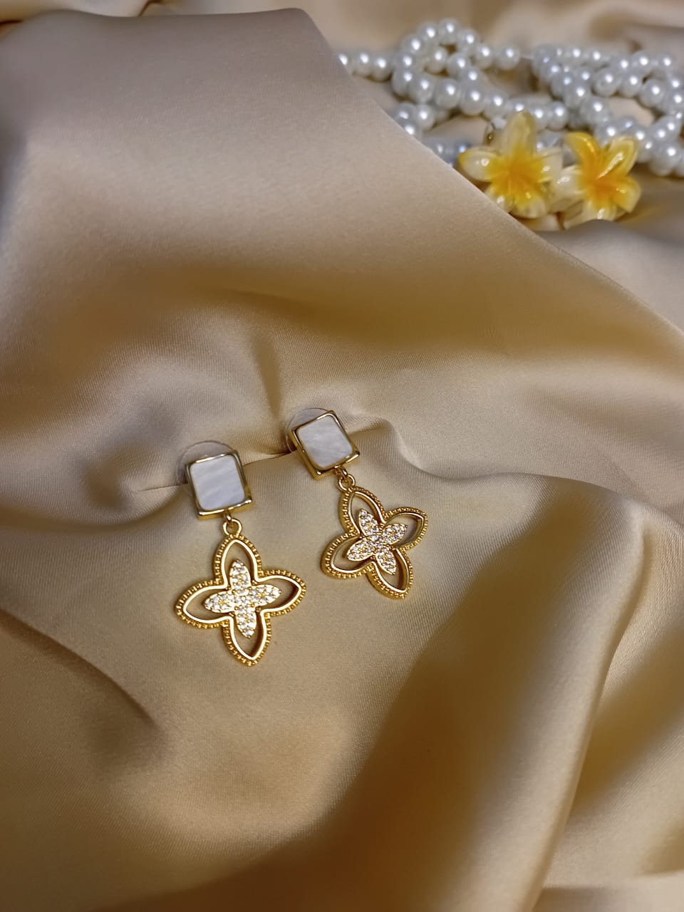 Golden Floral Dangle Earrings