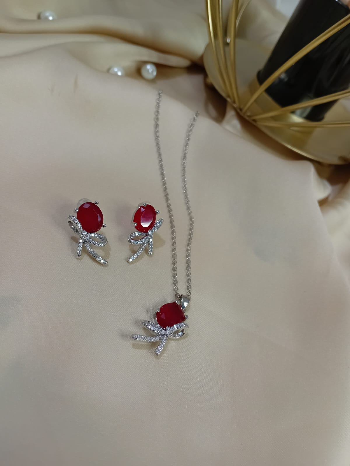 Red Stone Pendant Set