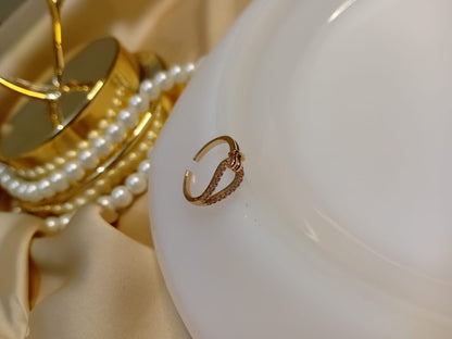 Precious Design Golden Ring